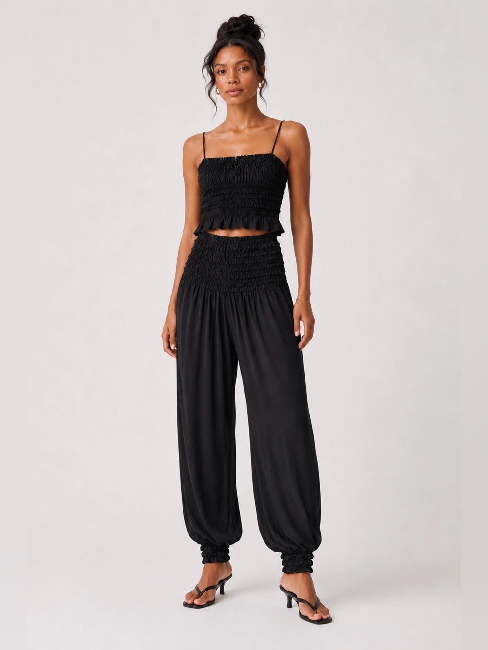 Raviya Black Wide Ruffle Smock Harem Pants Relaxed Boho Size L NWT